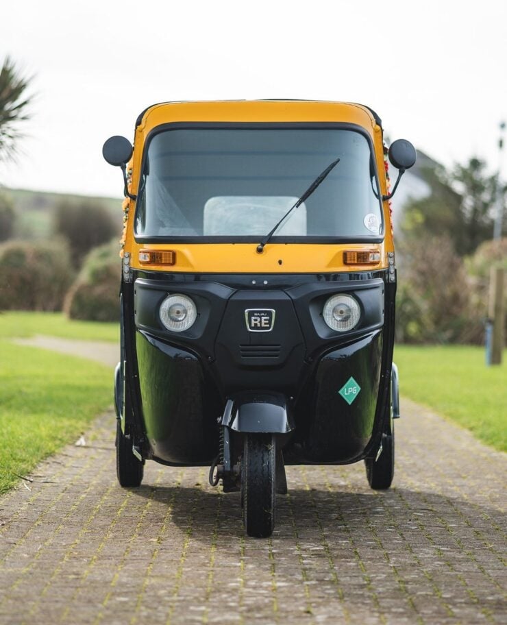 Bajaj Tuk Tuk 8