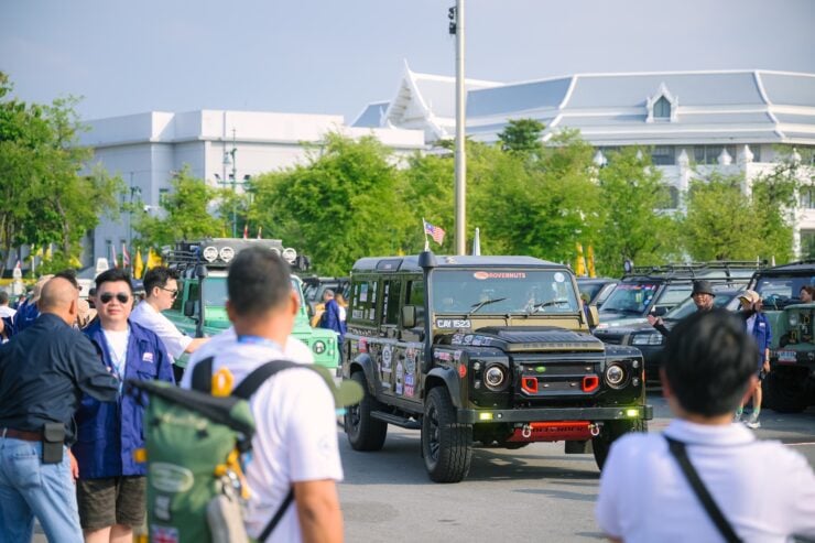 The Adventure Begins – Rovernuts 2024. Engines revved, tires hit the pavement, and the 10th edition of Rovernuts roared to life in the heart of Bangkok!