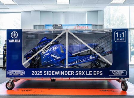 Yamaha Sidewinder SRX Snowmobile