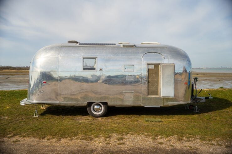 Airstream Safari 22 23