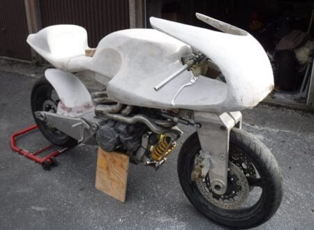 Britten V1000 Replica Motorcycle