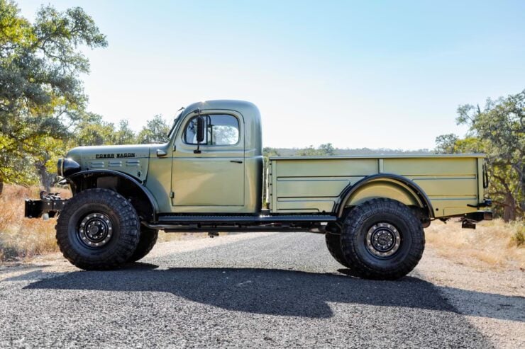 Dodge Power Wagon 2