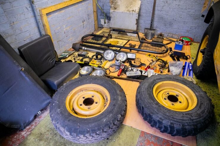 Land Rover Defender Camel Trophy 2