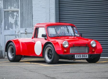 Mid-Engined V8 Mini Pick-Up Truck