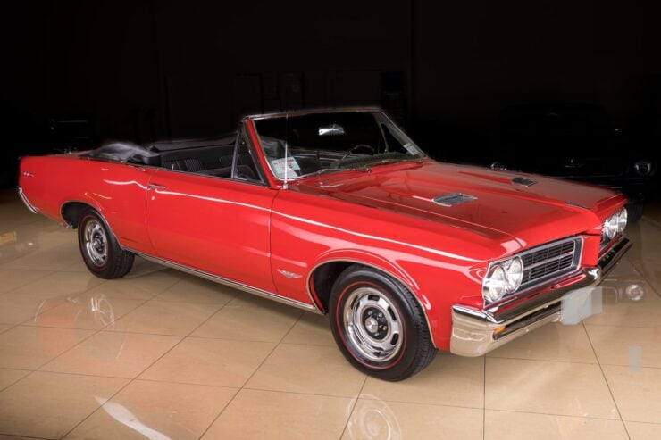 1964 Pontiac GTO 4