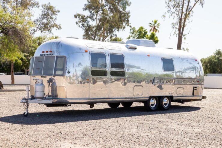 Airstream International Land Yacht Sovereign 15
