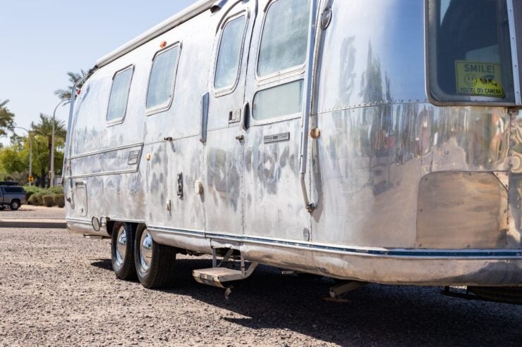 Airstream International Land Yacht Sovereign 6