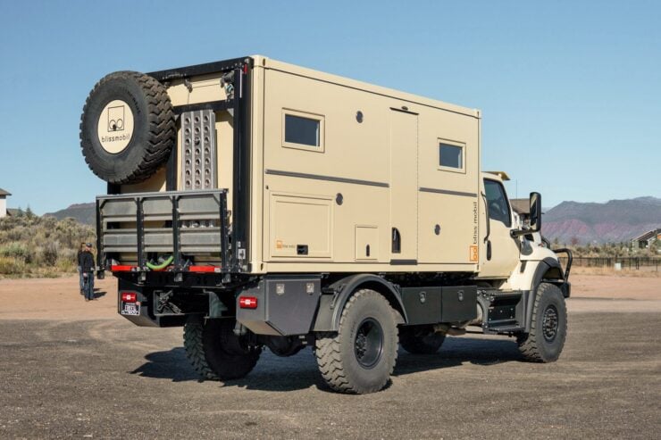 Bliss Mobil Overlander Camper 19