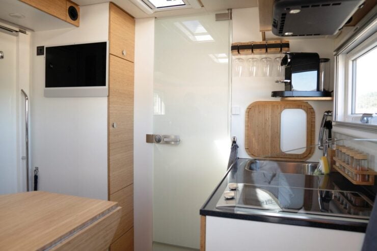 Bliss Mobil Overlander Camper 2