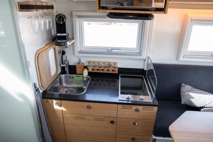 Bliss Mobil Overlander Camper 6