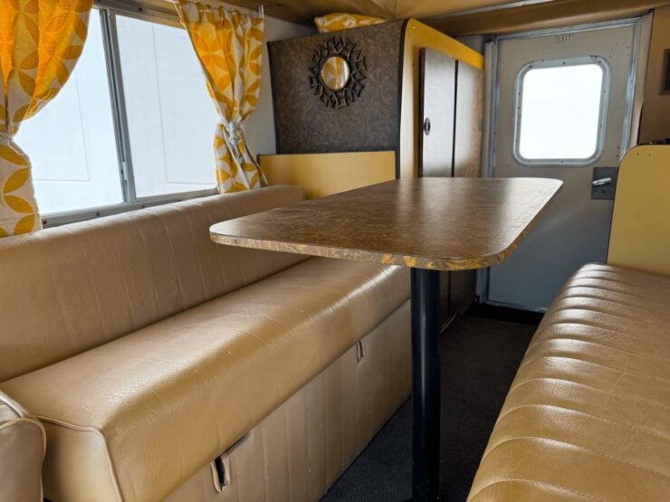 GMC Jimmy High Sierra 4×4 Casa Grande Camper 23