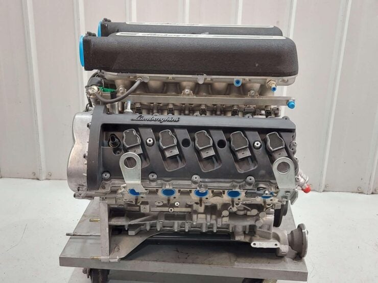 Lamborghini V10 4