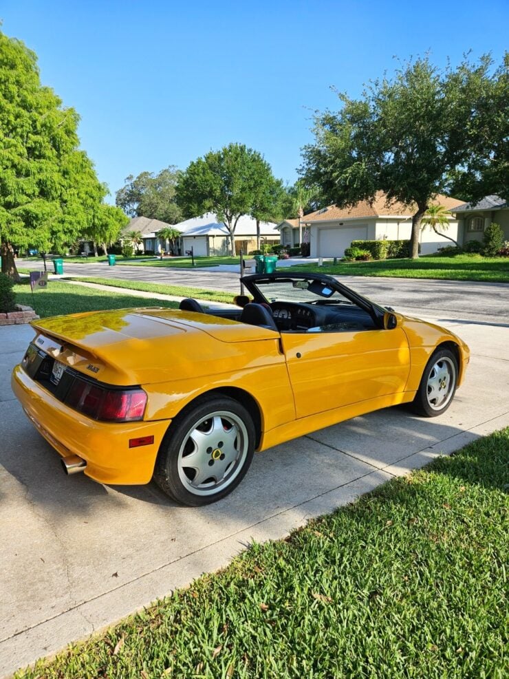 Lotus Elan M100 3