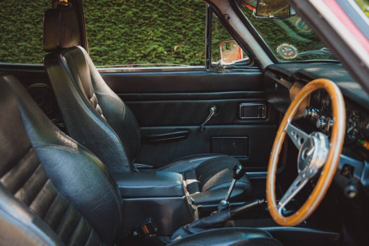 Reliant Scimitar GTE 14