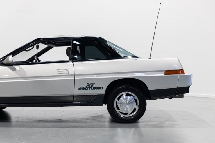Subaru XT Turbo 19
