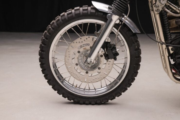 Triumph Bonneville T100 Scrambler 8