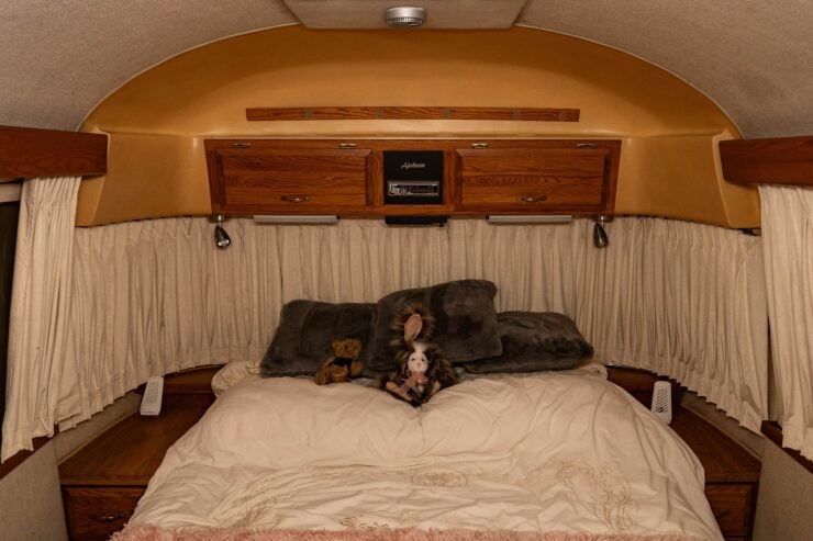 Airstream 350 LE Motorhome 15