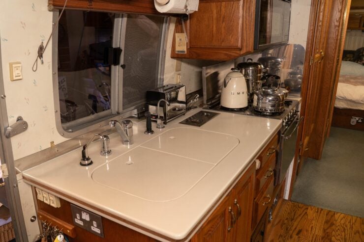 Airstream 350 LE Motorhome 20