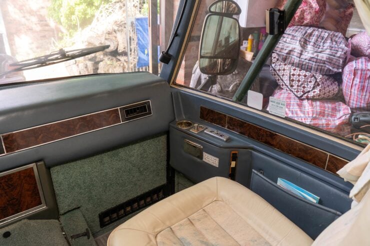 Airstream 350 LE Motorhome 26