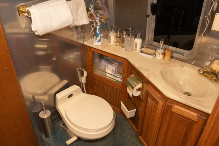 Airstream 350 LE Motorhome 5
