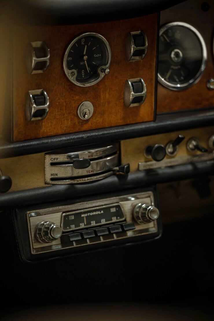 Aston Martin Lagonda Rapide 24