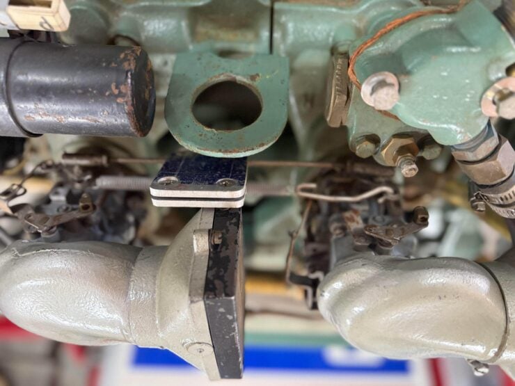 Chrysler V8 Marine Hemi Engine 11
