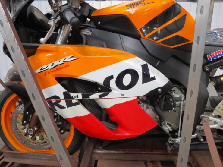 Honda CBR1000RR Fireblade 10