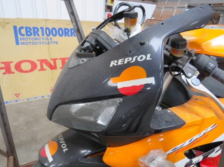 Honda CBR1000RR Fireblade 8