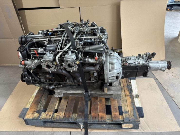 Jaguar V12 engine 1