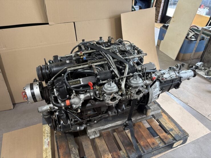 Jaguar V12 engine 2