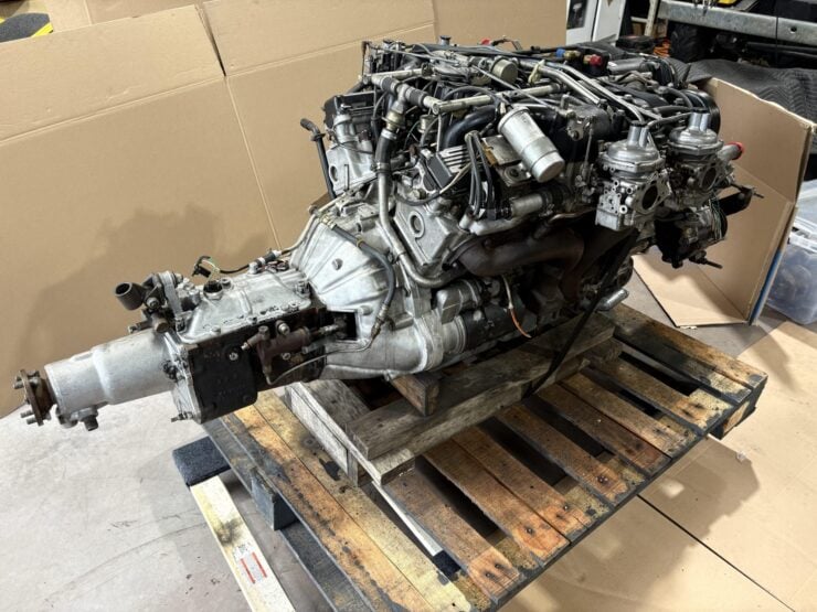 Jaguar V12 engine 5