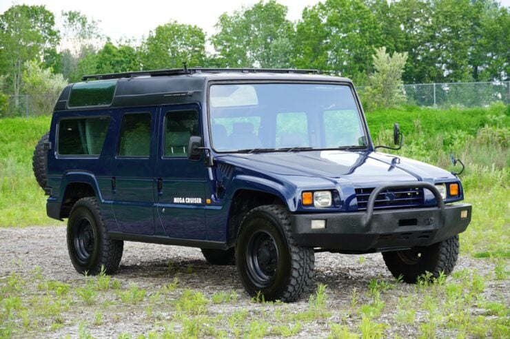 Toyota Mega Cruiser High Roof 6