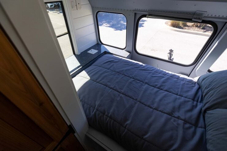 Freightliner FS65 RV Camper 19