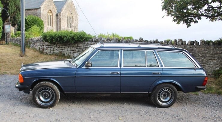 Mercedes-Benz W123 Sleeper 3