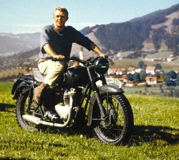 Steve McQueen - The Great Escape - Motorcycle Scene