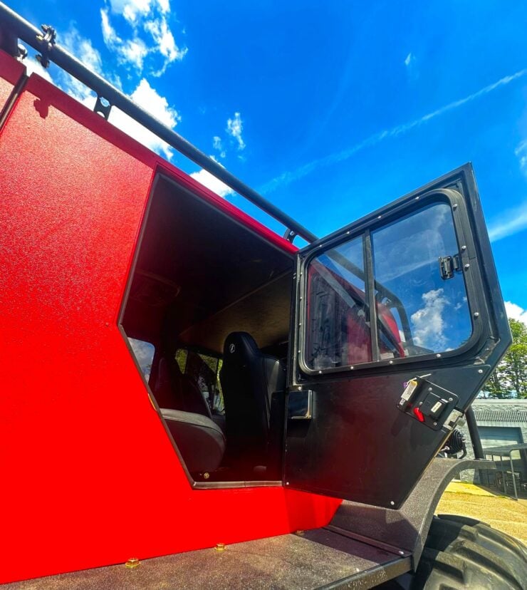 TUT Titan Amphibious 4x4 17