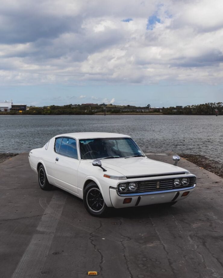Toyota Crown Coupe 10