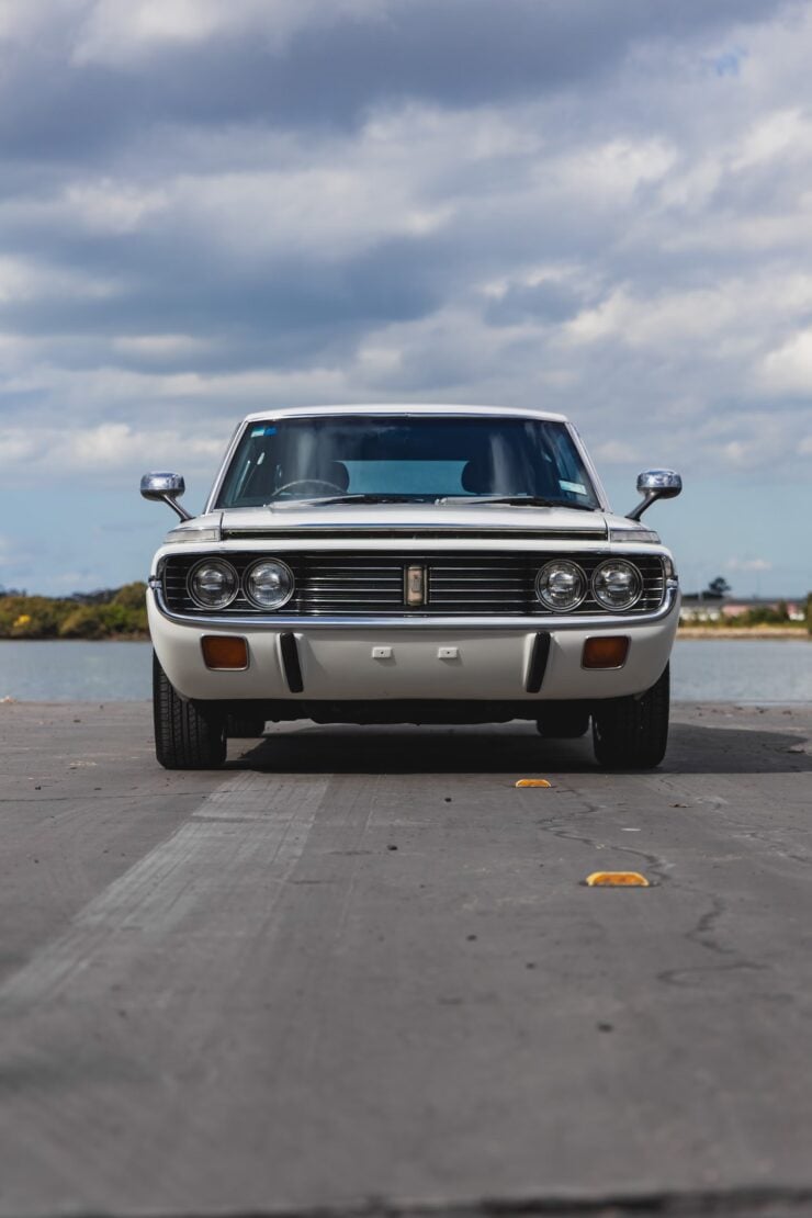 Toyota Crown Coupe 11