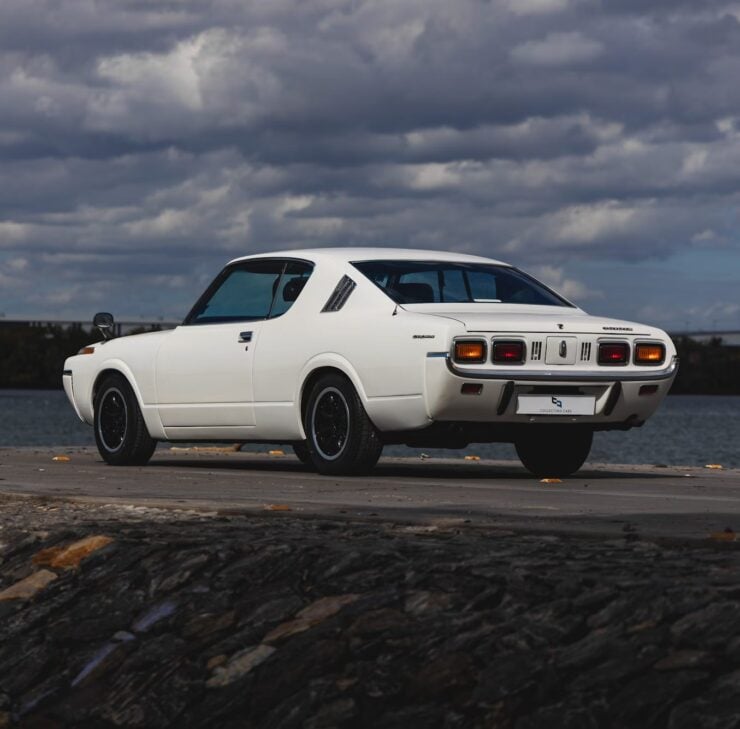 Toyota Crown Coupe 20