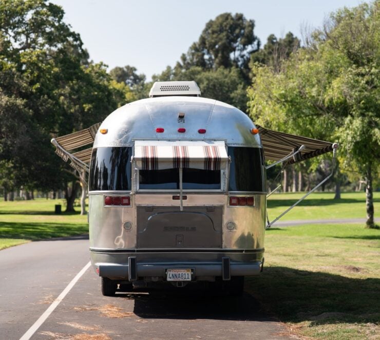 Airstream 350 LE Motorhome 12