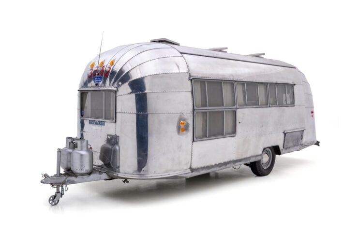 Airstream Caravanner Travel Trailer 1