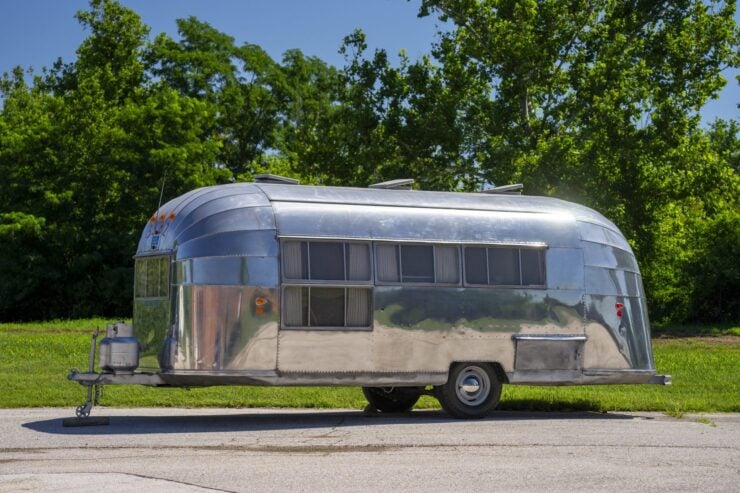 Airstream Caravanner Travel Trailer 18