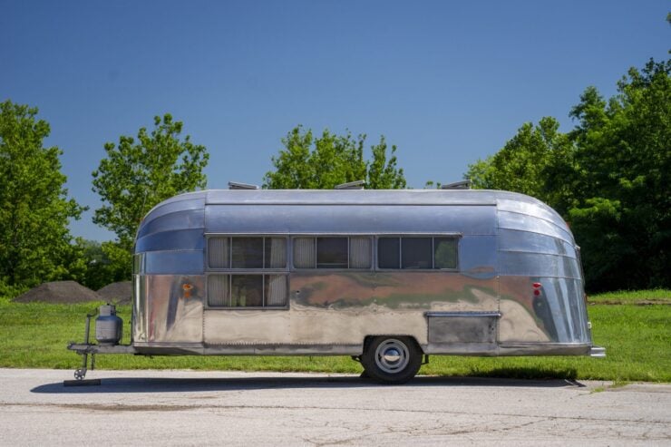 Airstream Caravanner Travel Trailer 20