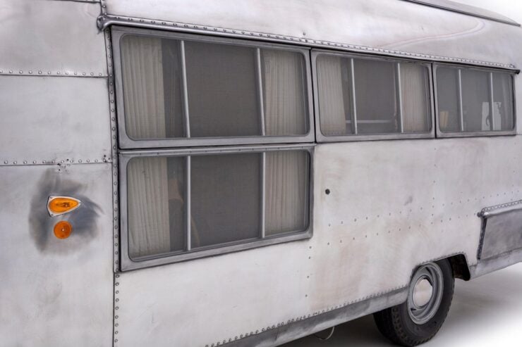 Airstream Caravanner Travel Trailer 4