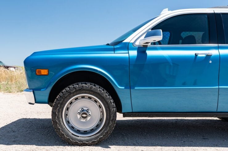 Chevrolet K5 Blazer Chevrolet Tahoe Custom 13