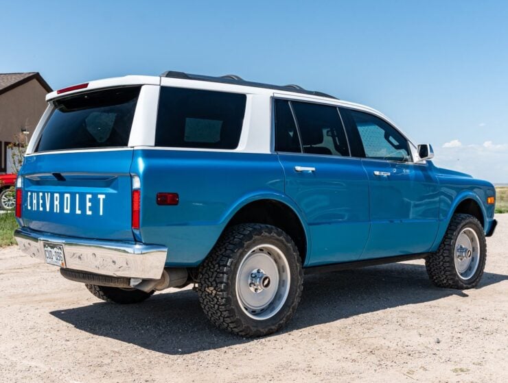 Chevrolet K5 Blazer Chevrolet Tahoe Custom 17