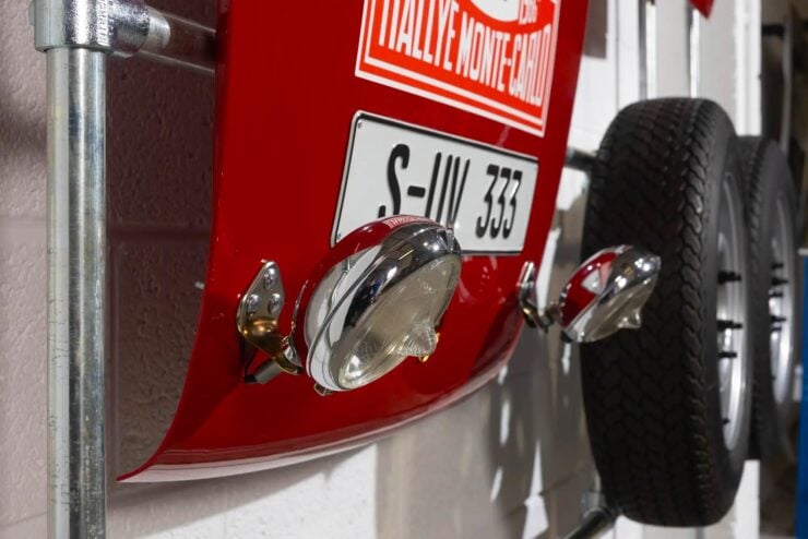 Porsche 911 Monte Carlo Rally Kit Display 1