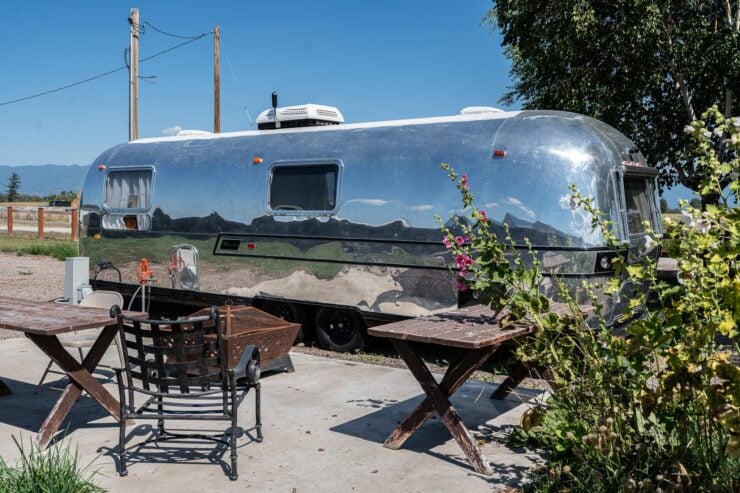 Airstream Land Yacht Ambassador 6