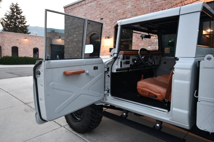 Custom Kaiser-Jeep M715 18