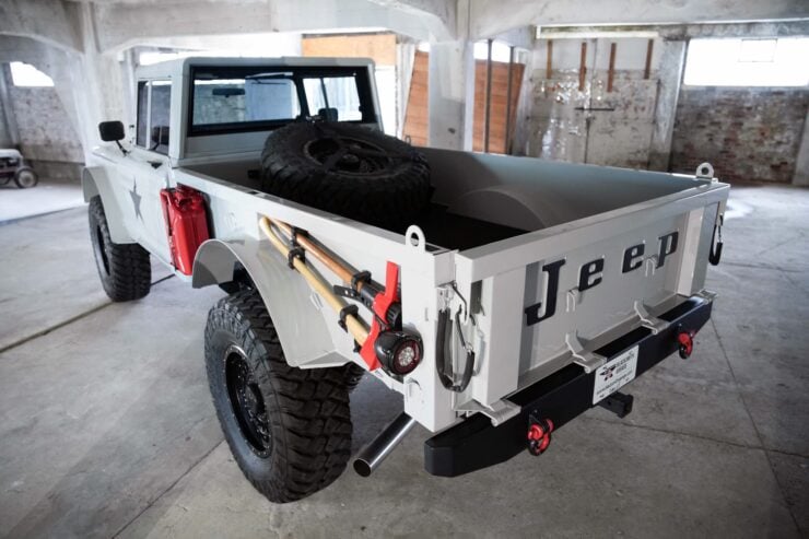 Custom Kaiser-Jeep M715 6